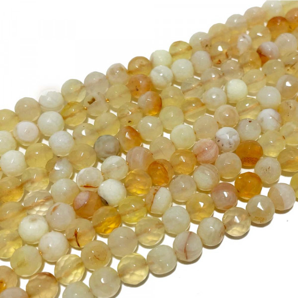6 mm. Perles agate teintée jaune à facettes. Fil de 60-63 perles