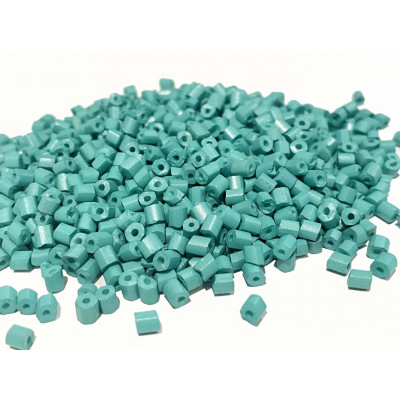 3 mm. 30 g perles rocailles tubes. Bleu turquoise