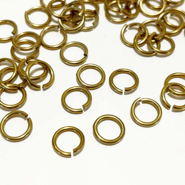 50 anneaux ouverts laiton or antique. 8*1 mm.