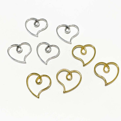 17 mm. Breloque coeur...