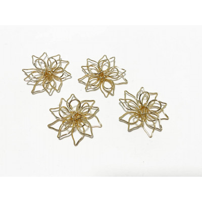 30 mm. Estampe breloque fleur. Laiton plaqué or 18k 30 mm. Estampe breloque fleur. Laiton plaqué or 18k