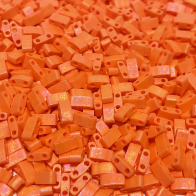 5 g. perles Miyuki half tila orange mat. 406fr 5 g. perles Miyuki half tila orange mat. 406fr