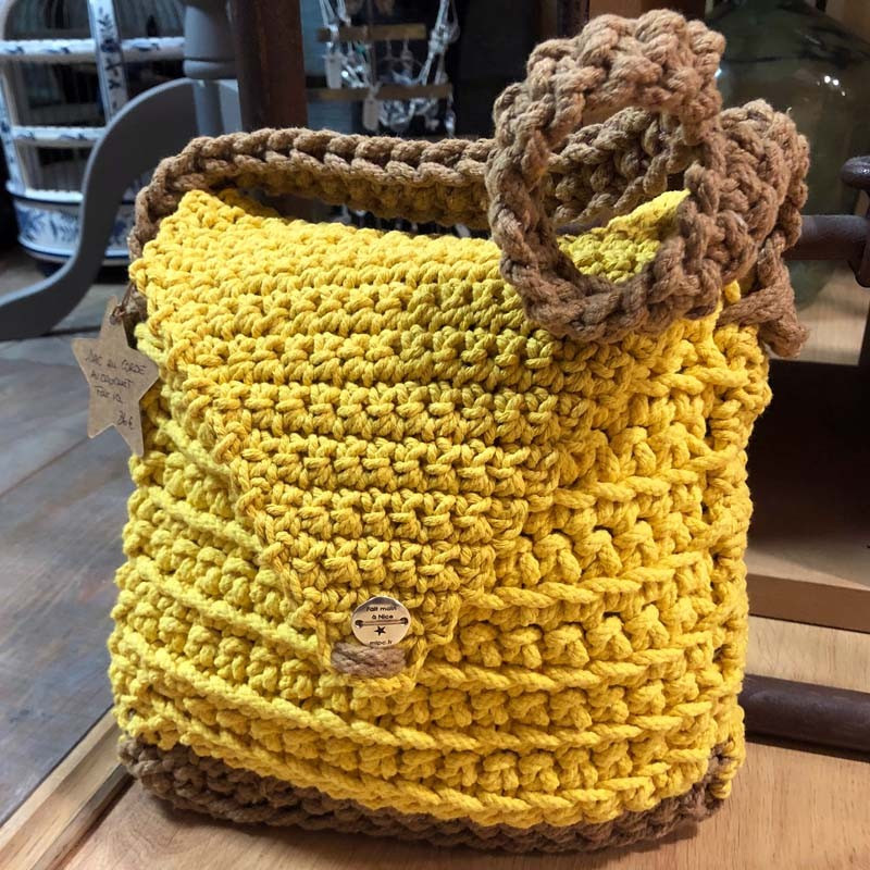 Hoooked  DIY Crochet Pattern Shoulder Bag Pula