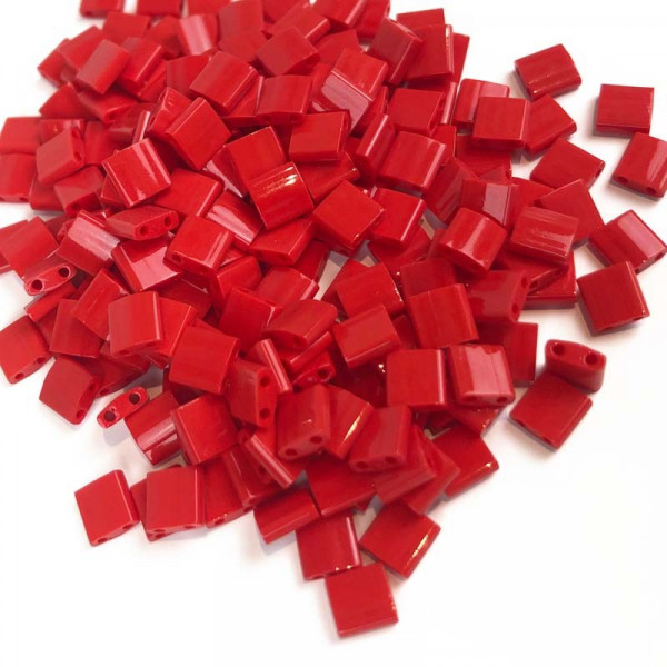 Perles Tila beads, rouge. 5*5*1,9 mm. 60 p