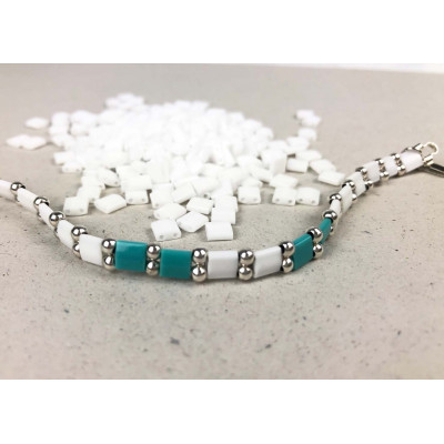 Tila beads, blanc opaque. 5*5*1,9 mm Tila beads, blanc opaque. 5*5*1,9 mm