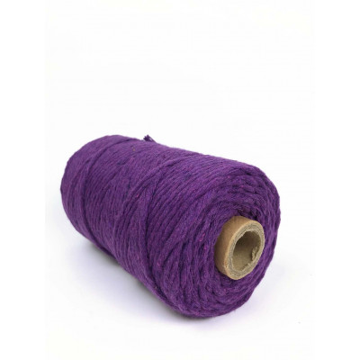 110 m. Coton peigné 3 mm, violet