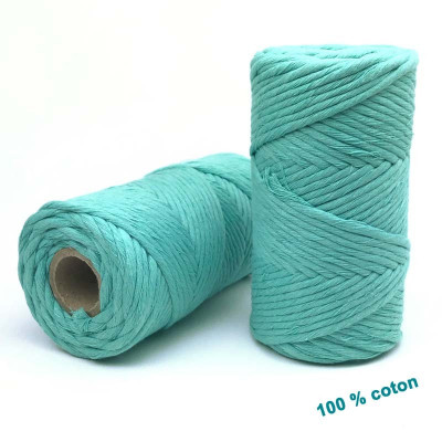 75 m, corde coton 3mm,turquoise. 1 bobine