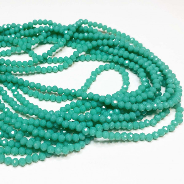 2,5 mm. Perles verre facettes turquoise, le fil env. 160 p