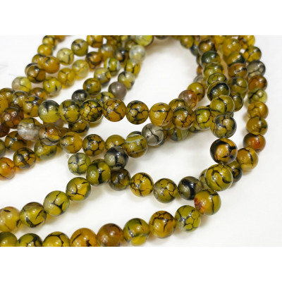 8 mm. Agate veine de dragon naturelle teintée. Le fil env. 48 p. 8 mm. Agate veine de dragon naturelle teintée. Le fil env. 48 p.