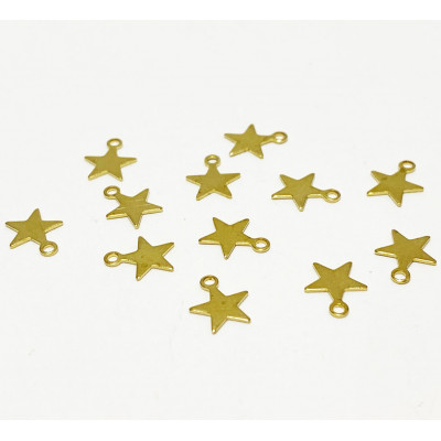 5 breloques étoiles. Laiton doré. 8 mm