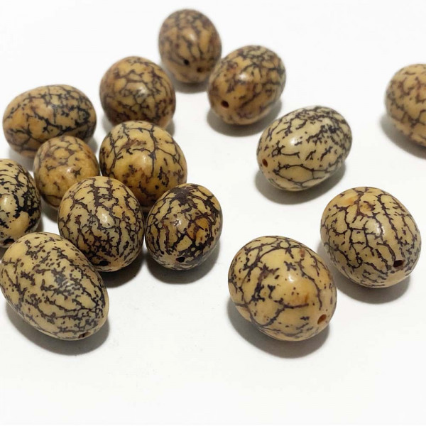 15 mm. 10 olives en coco marbé.