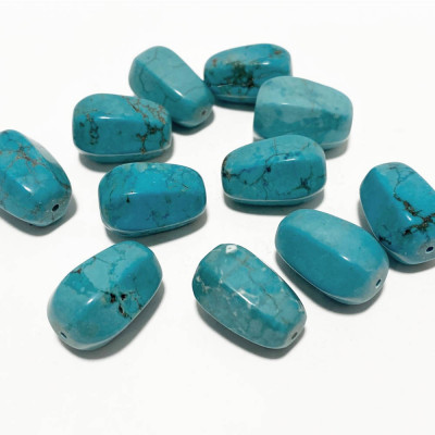 22 mm. Larme ovale howlite synthétique. Turquoise.