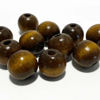 15 perles en bois vernis marron. 18 mm.