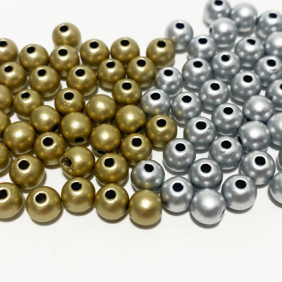 6 mm, perles acrylique doré ou argenté. 6 mm, perles acrylique doré ou argenté.